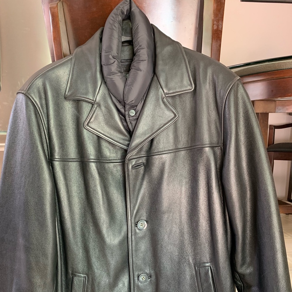 Guess ‘Car Coat’. Black Leather, removable lining.